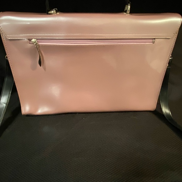 Beijo Vintage Business Class shiny pink patent leather Laptop Bag. - Picture 2 of 10